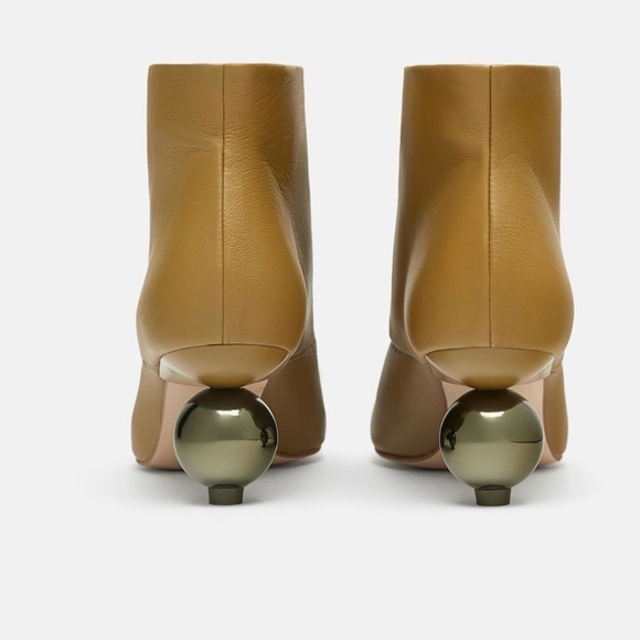 ZARA Leather Ankle Boots with Round Heel - Picture 5 of 6